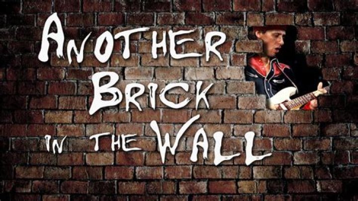 Who is the original singer of another brick in the wall